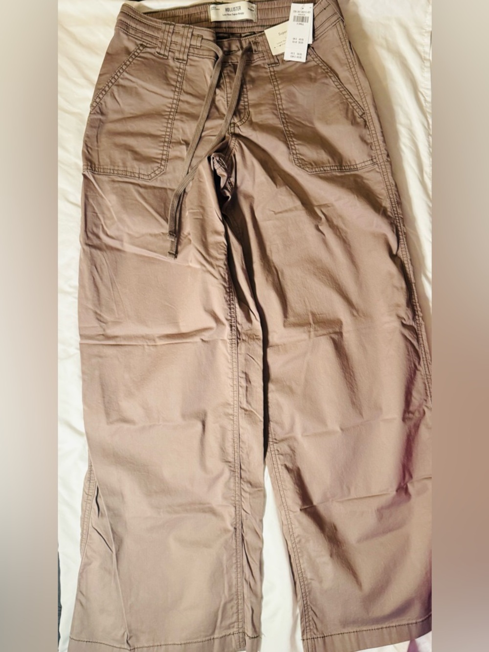 Women’s HOLLISTER Super Baggy Low Rise Pants
